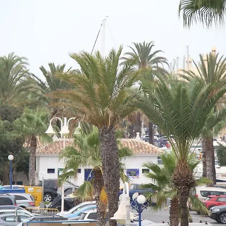 En Puerto Marina * Бенальмадена